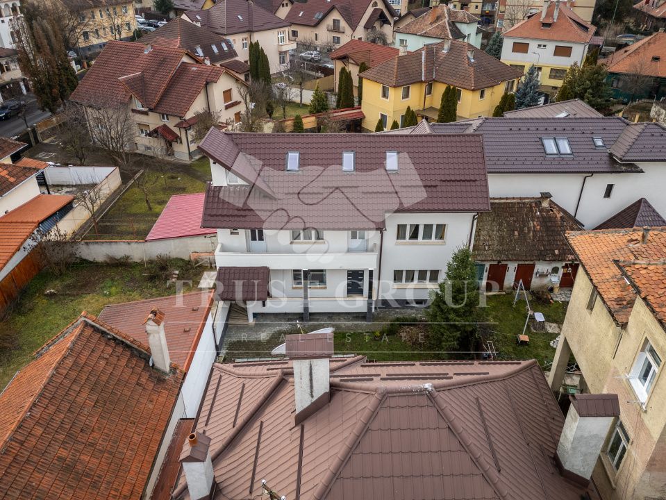 Casa individuala - Ultracentral | Dealul Cetatii | Renovata Integral - Poză 2