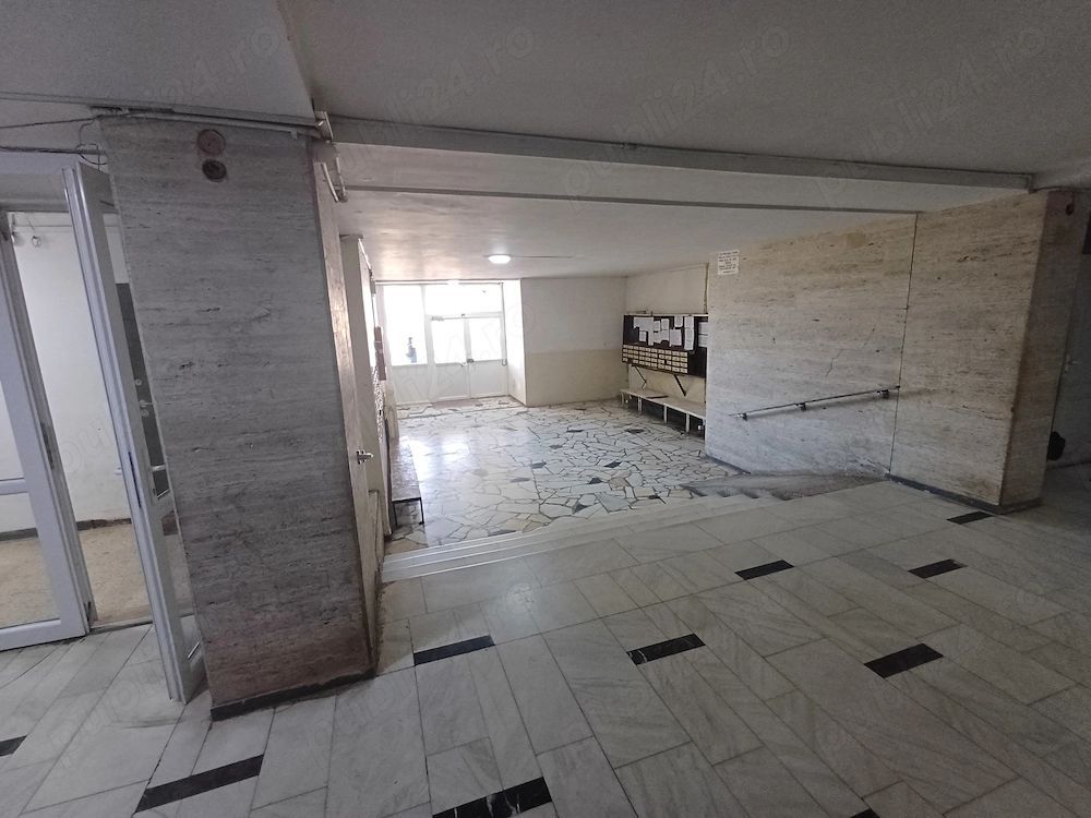 Garsoniera Grand Arena metrou Aparatorii Patriei. - Poză 7