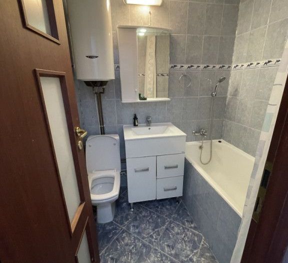 Apartament 2 camere decomandat la 7-8 minute de metrou - Poză 8