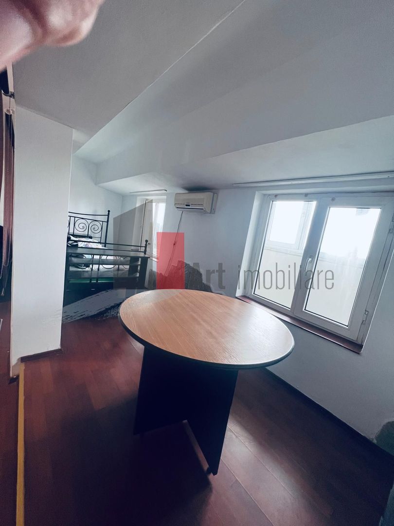 Studio deosebit - Poză 18