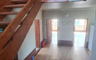 Proprietate in Cristian cu trei constructii+o fundatie,450000euro - Poză 38