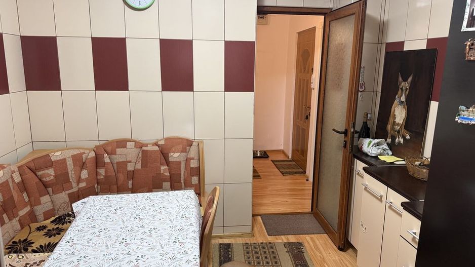 Apartament 3 cam dec Piata Centrala,et 2 - Poză 4