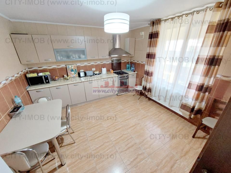 Vanzare casa / vila cu  7 camere  in Oras Otopeni , jud Ilfov - Poză 17