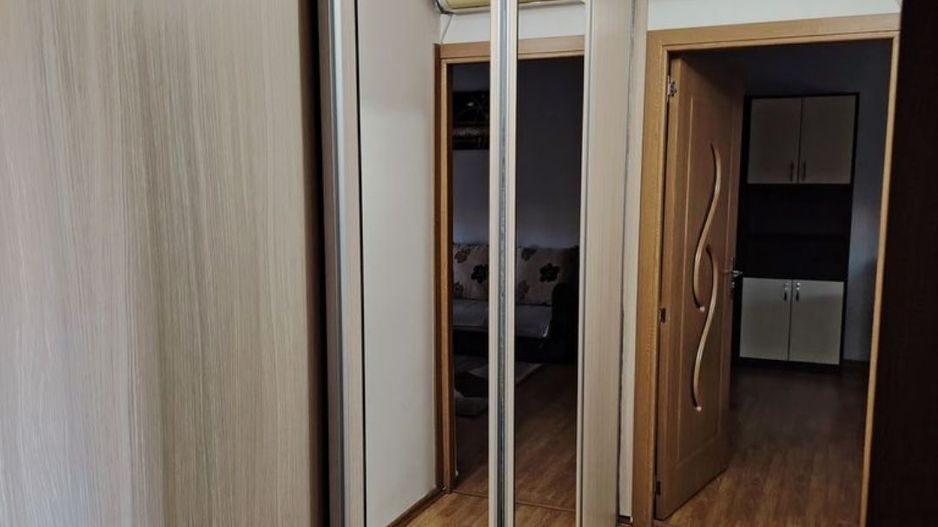 Apartament 2 camere in zona Drumul Taberei la 5 minute de metrou Raul Doamnei - Poză 9