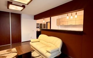 Apartament decomandat / etaj intermediar / Zona Terra - Poză 3