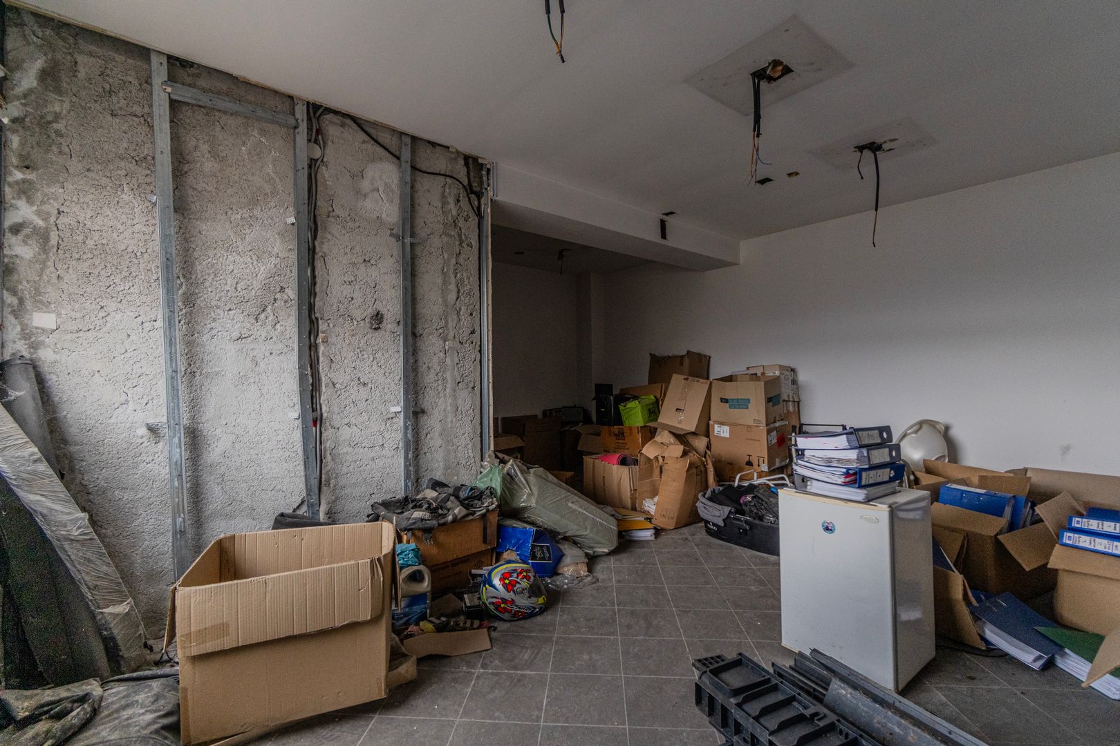 Cladire de 902 mp utili de vânzare, zona Grivitei - DN 13, COMISION 0 - Poză 37