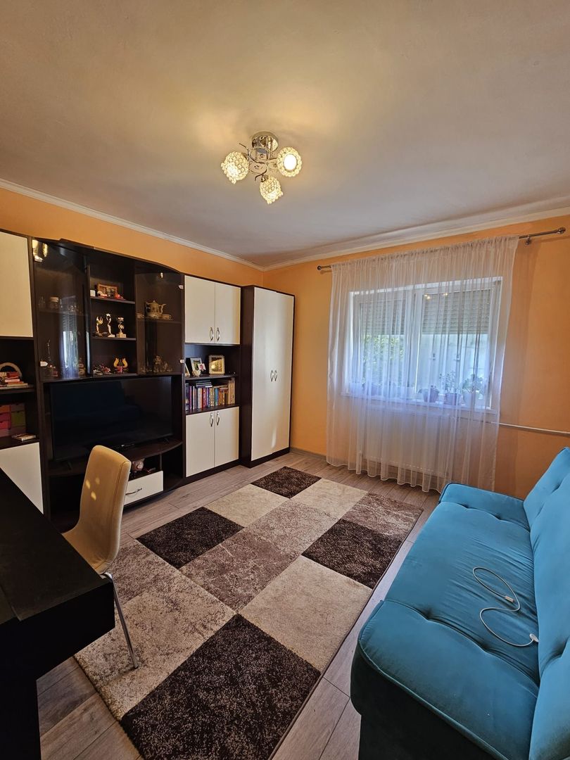 Apartament PB 2 cam Rogerius Oradea - Poză 2