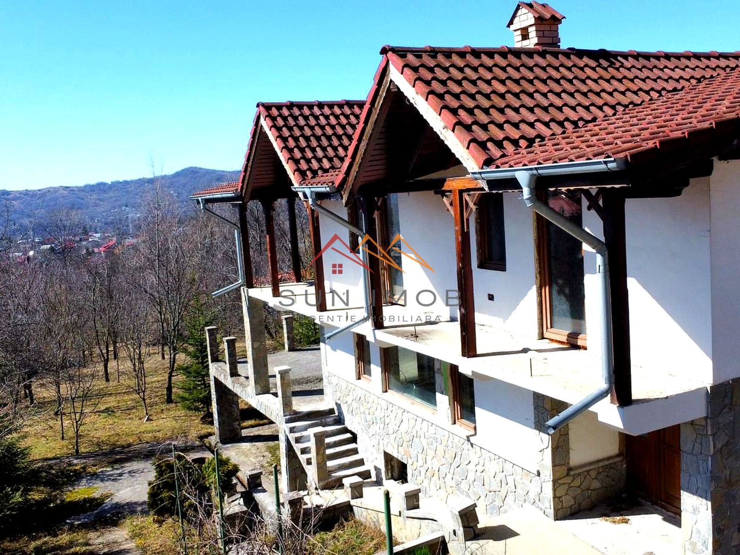 Vila S+P+E, priveliste deosebita, 6 camere, garaj, terasa, Cornu, PH - Poză 4
