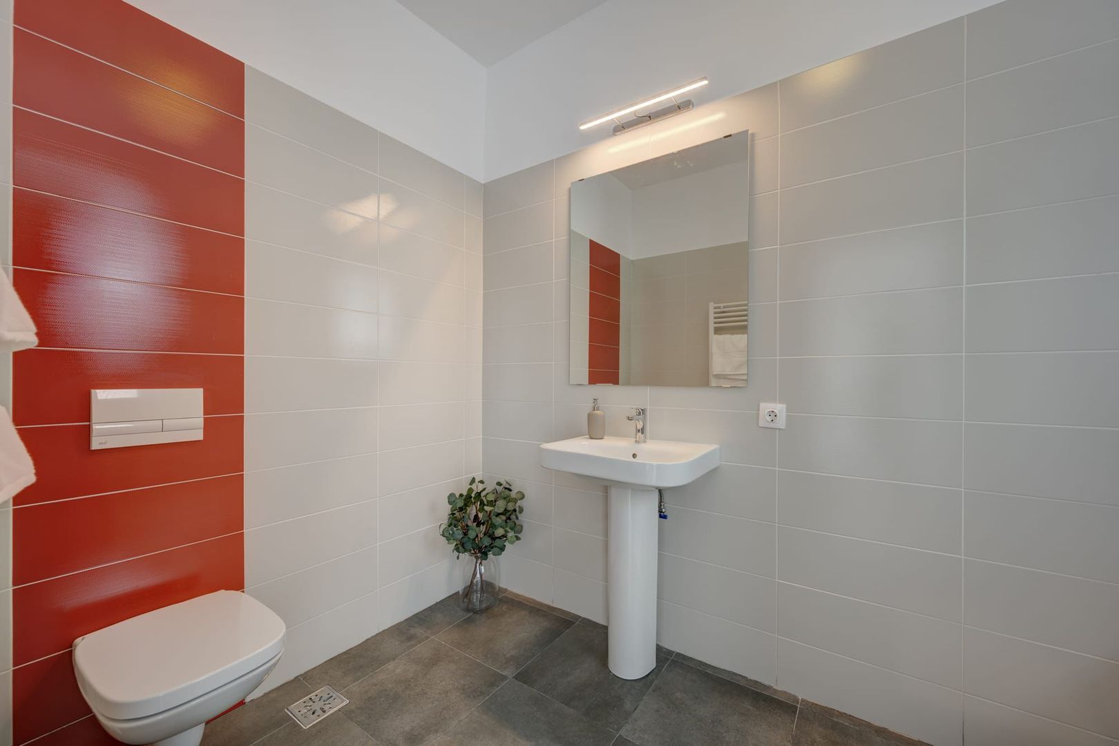 3 camere | 2 locuri parcare | boxa Laguna Residence - Poză 27