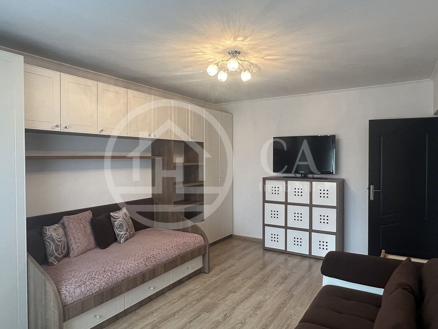 Apartament cu 2 camere de inchiriat in Nufarul Oradea - Poză 2