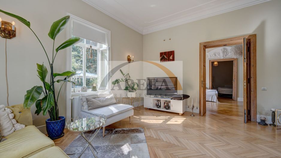 Vila Interbelica in centrul Bucurestiului - Poză 3