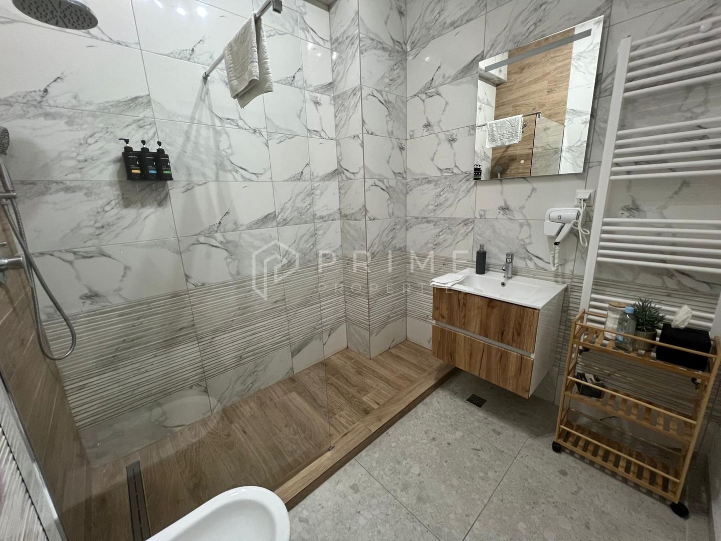 Studio premium transformat în 2 camere | Concept 9 | Vedere panoramică - Poză 9