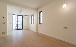 Vila Unica Noua cu 8 camere *300mp* /fotovoltaice si pompa cladura// Dorobanti - Poză 18