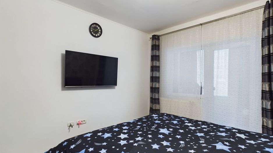 Apartament cu 5 camere in zona UMT 105mp - Poză 14