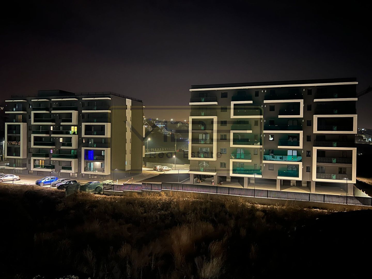 Apartament 1 camera NEMOBILAT/BIROU Bucium - Poză 16