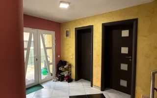 Casa/vila P+E+M, individuala ,730 mp teren-Timișul de jos - Poză 23