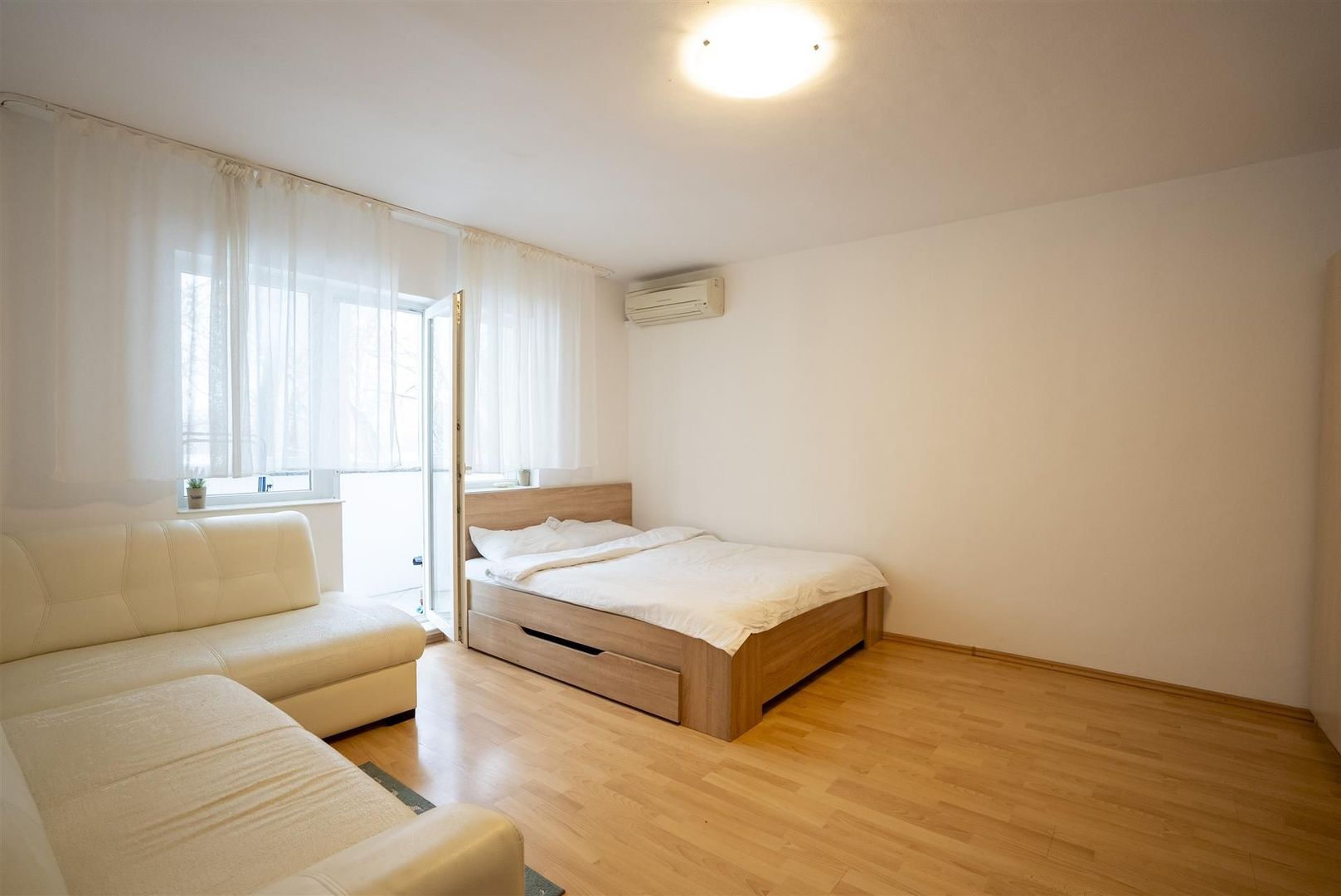 Apartament 4 camere 2 bai etaj 1 Iosia - Poză 1