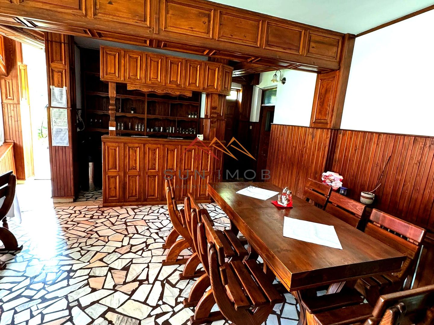 Oportunitate unică Valea Prahovei, hotel+vilă+business, teren 8137 mp - Poză 28