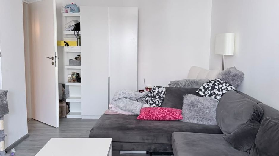 Apartament 2 camere,suprafata generoasa,mobilat si utilat,loc de parcare subtera - Poză 16