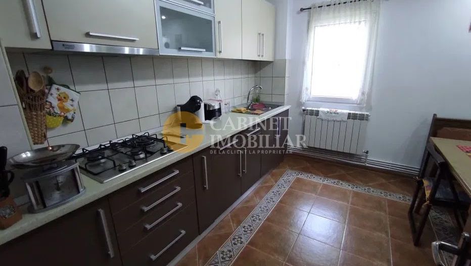 Cug Etaj 2  Apartament cu 2 Camere Decomandat 56 mp - Poză 4