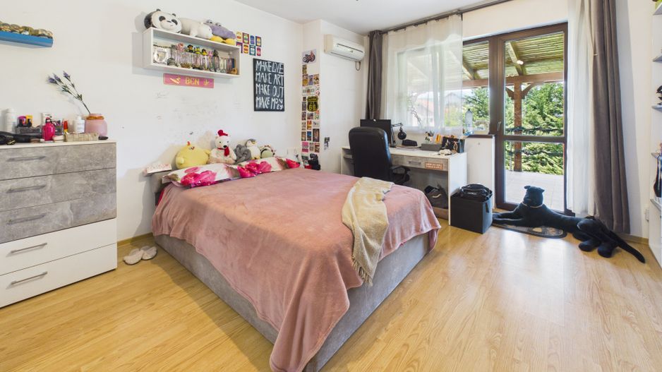 Vilă 10 camere + spațiu comercial | teren 1.300 mp | Otopeni 23 August - Poză 13