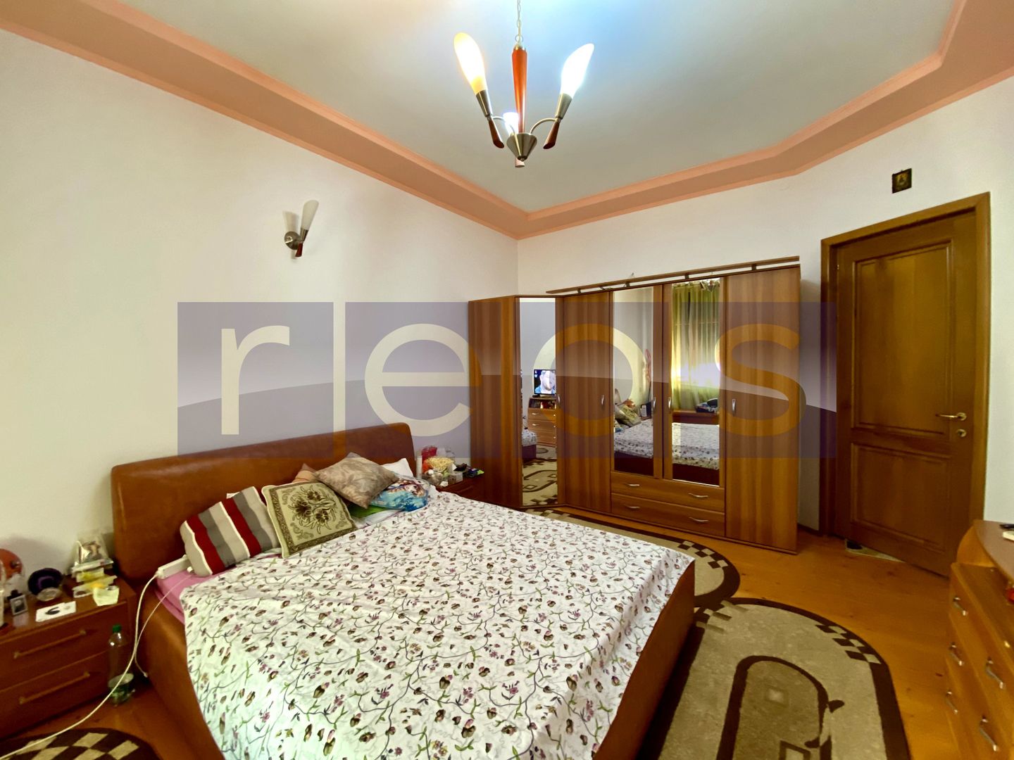 DE VANZARE 3 CAMERE 100 MP | BOXA 10 MP | SEBASTIAN | VULCAN CENTER - Poză 6