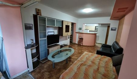 Apartament 2 camere, etaj 1, Bulevardul Stefan cel Mare