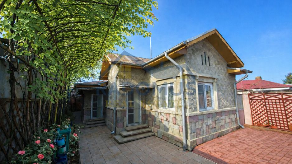 Casă Str. Grăniceri - 134 mp Utili -  Centrală Gaz - 5 camere - 2 Băi - Poză 1