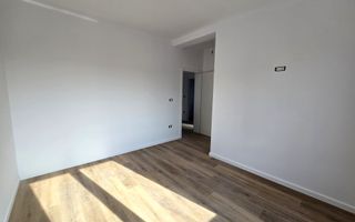 Duplex cu 5 camere despartit prin camera tehnica in Dumbravita - Poză 16