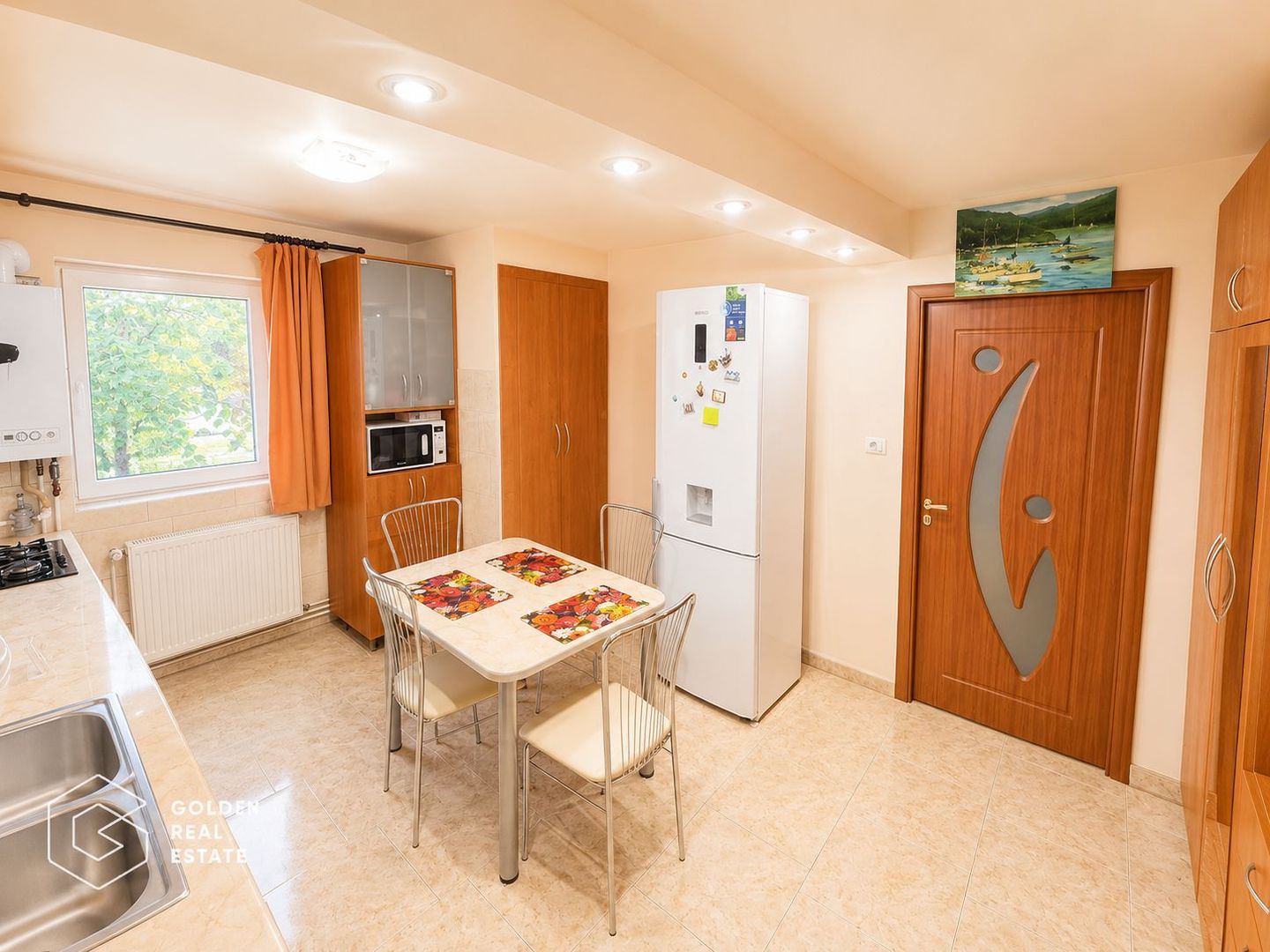 Apartament superb, 2 camere, etaj 1, C. Romanilor - Poză 6