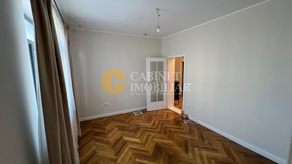 Sararie - 3 camere - Intabulat - Poză 10