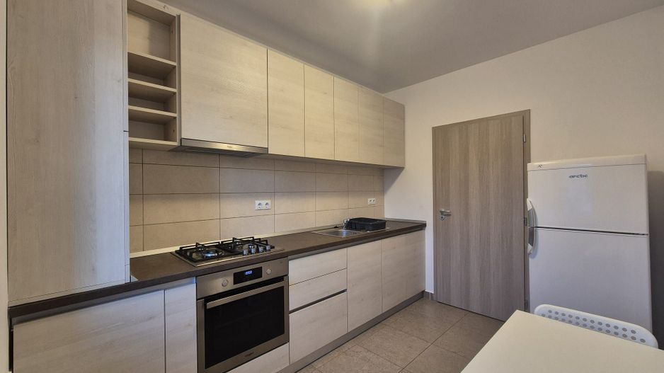 Exclusivitate -Apartament în bloc nou, Intrare Răcădău, cu priveliște spre Tâmpa - Poză 5