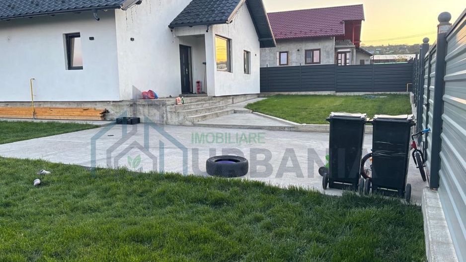 Casă la cheie, 120 mp, teren 1000 mp, complet mobilată, Deleni - Poză 1