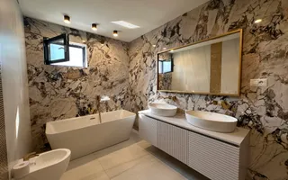 SMART VILLA - POOL - LUXURY GATED COMMUNITY - NEAR THE FOREST - Poză 19