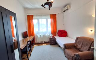 Garsoniera de vanzare  Zona Piata Romana - Poză 1