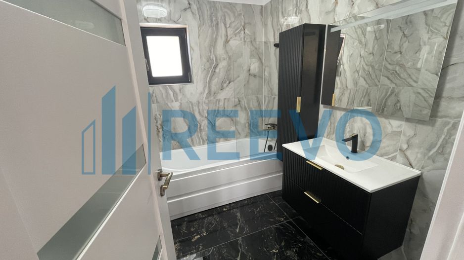 Casă de închiriat în Hemeiuș - Poză 10