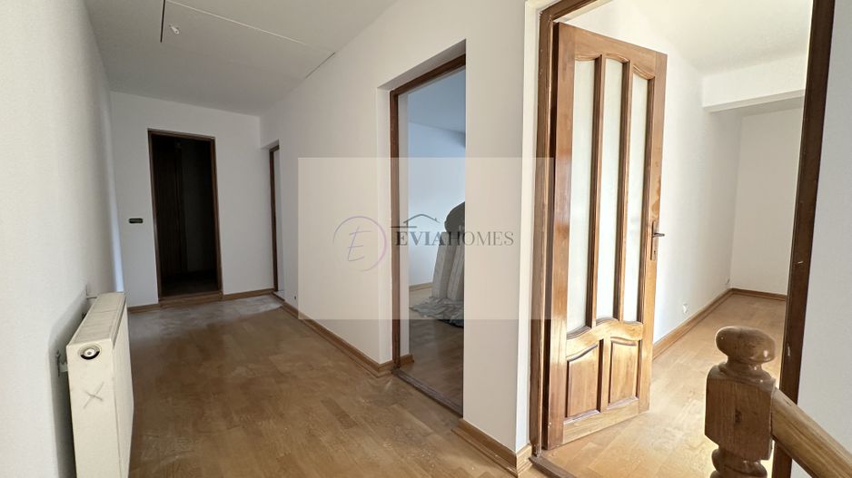 4 camere/ 2 bai / 119 mp/ parcare in curte / zona strazii Bucuresti - Poză 13