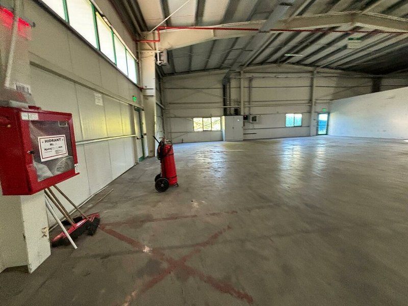 Hala industrial de 2000 mp cu autorizatie ISU Cat D - Poză 7