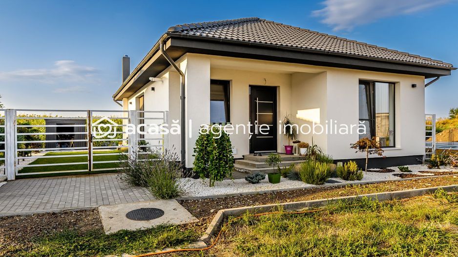 Finberg Residence Arad - Poză 1