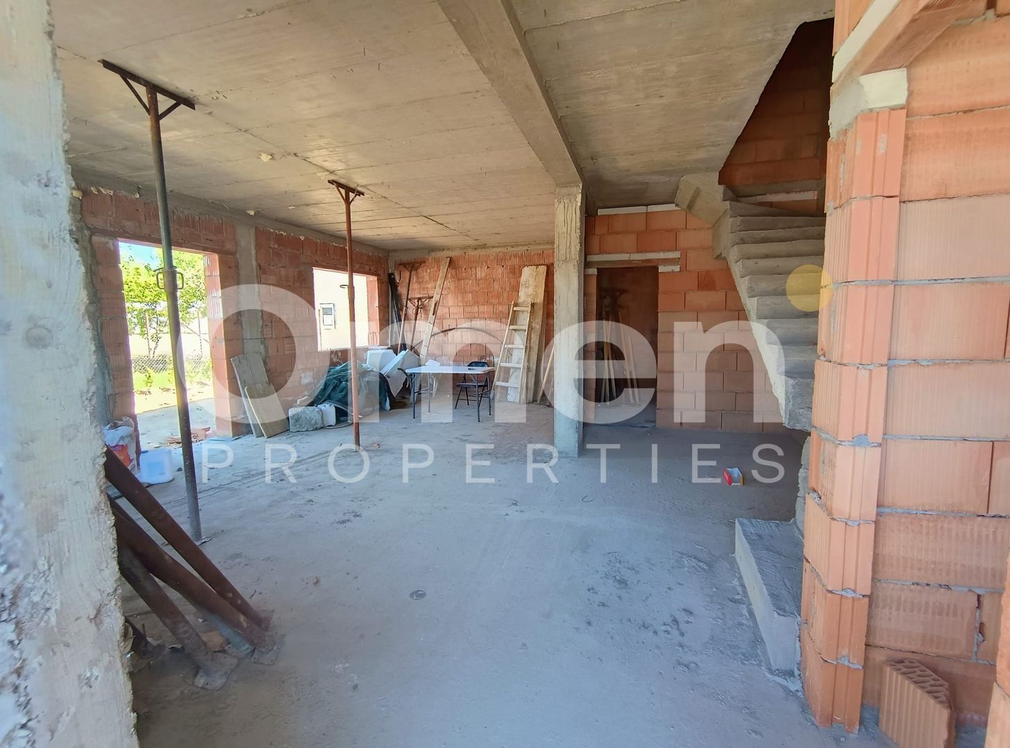 Duplex | La roșu | Zonă liniștită | Curte proprie - Poză 7