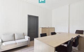 Spațiu central Jiga – birou sau locuință - Poză 1