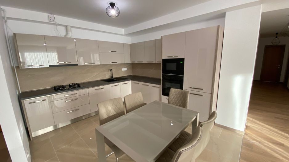 Apartament bloc nou 3 camere - parcare subterana - Poză 4