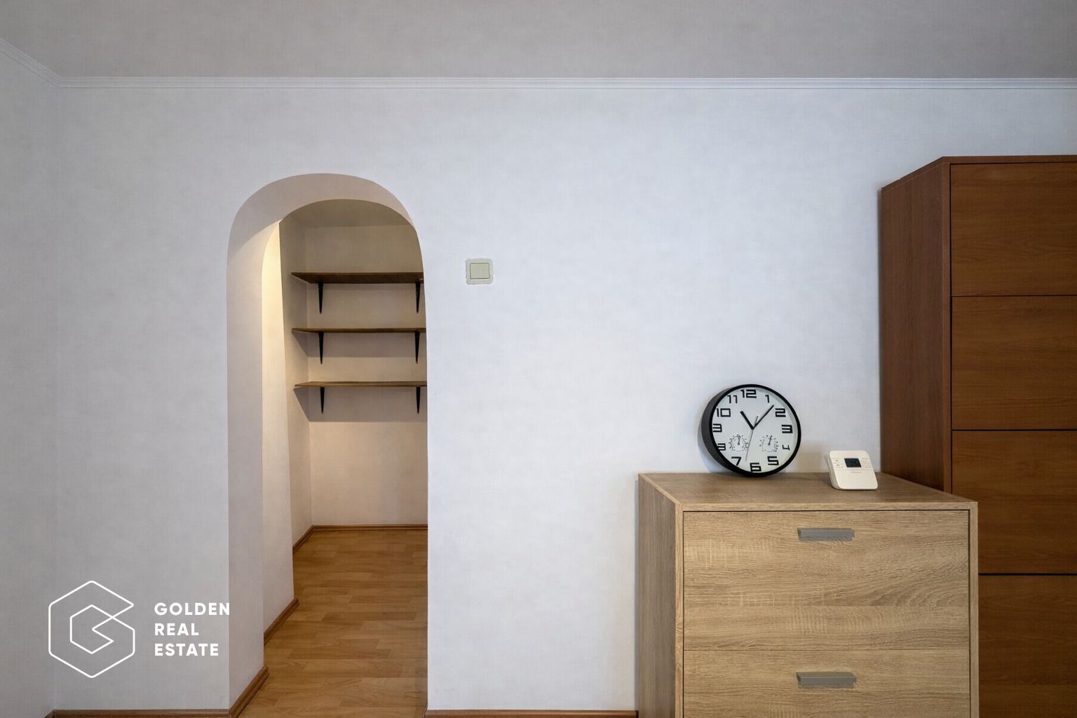 Apartament 4 camere, Micalaca, zona 100 - Poză 4