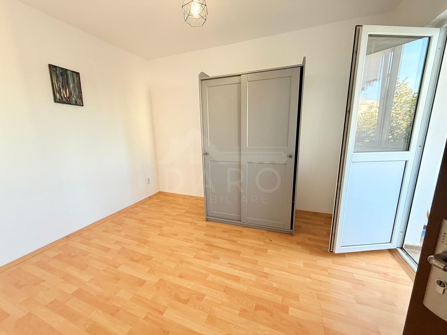 Apartament două camere de vânzare Dâmbu renovat - Poză 7