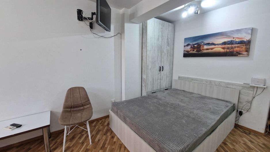 GARSONIERA EROII REVOLUTIEI 30MP - Poză 1