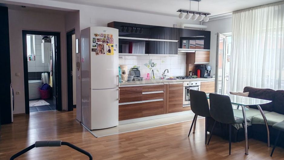 Apartament cu 2 camere, 58 mp + balcon generos – Florești. - Poză 1