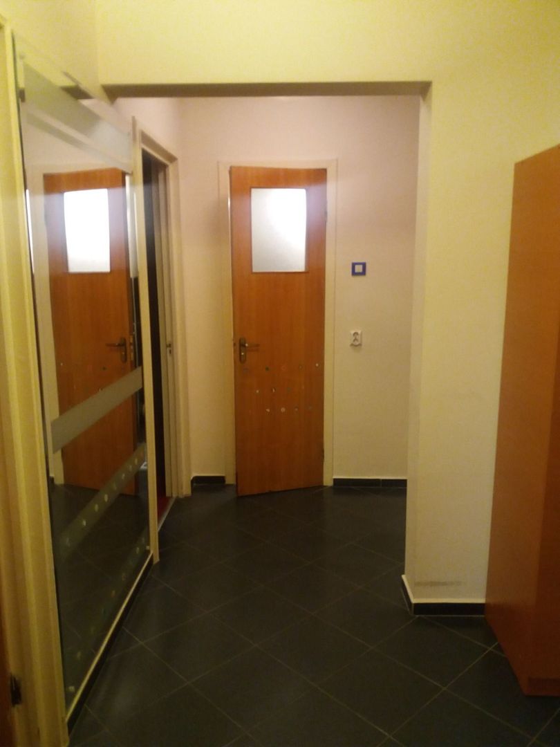 AP. 2 CAMERE- PIATA SUDULUI, BUCATARIE INCHISA, MOBILAT/UTILAT MODERN - Poză 7