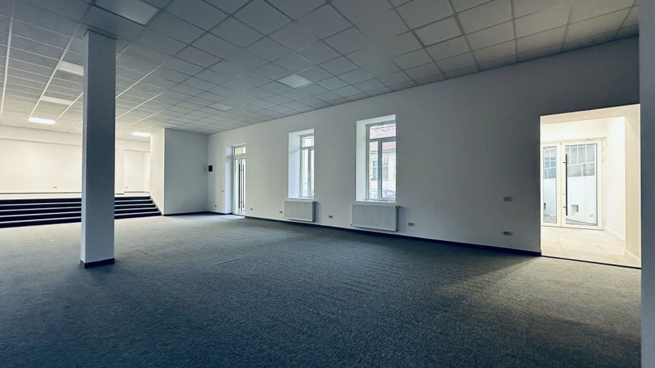 Oferta Inchiriata -Cladire Birouri Clasa A - Renovata integral | 276 mp | Com 0% - Poză 34