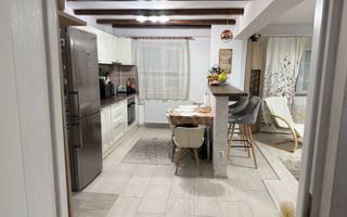 Apartament de vanzare in zona Tolstoi Alba Iulia - Poză 2