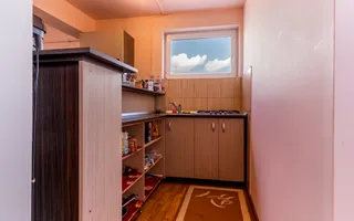 Casă pe 5 nivel–Ideală pentru Locuință, Sediu Firmă sau Investiție! - Poză 18